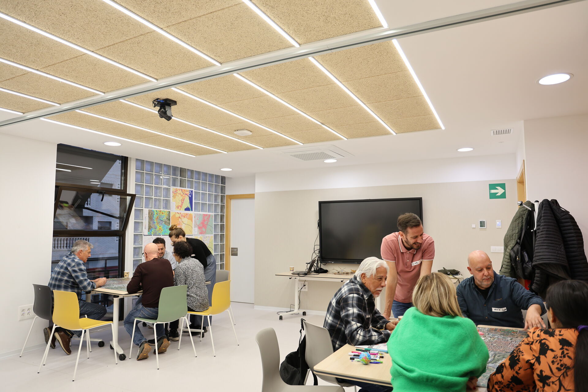 Read more about the article Catarroja acull un taller participatiu per a definir les prioritats del municipi en matèria d’habitatge